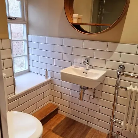 Bluebird * Pickering